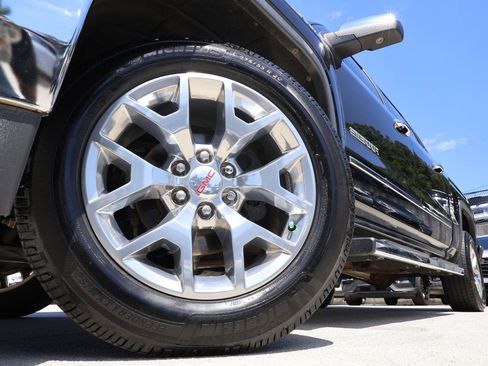 Used 2018 GMC Sierra 1500 SLT AWD/4WD image 25
