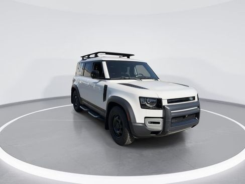 Used 2023 Land Rover Defender 110 S AWD/4WD image 2