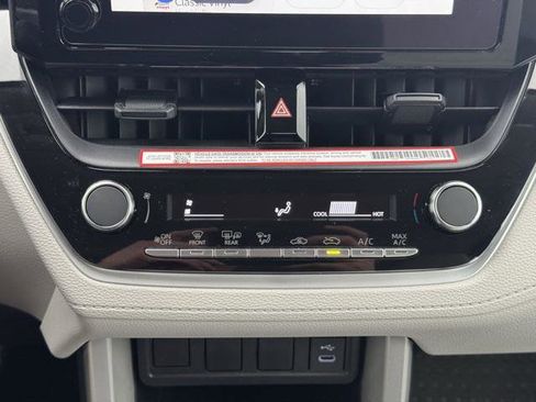 Certified 2025 Toyota Corolla Cross L image 22