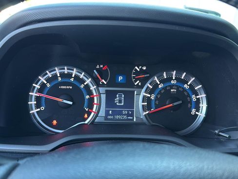 Used 2016 Toyota 4Runner SR5 image 21