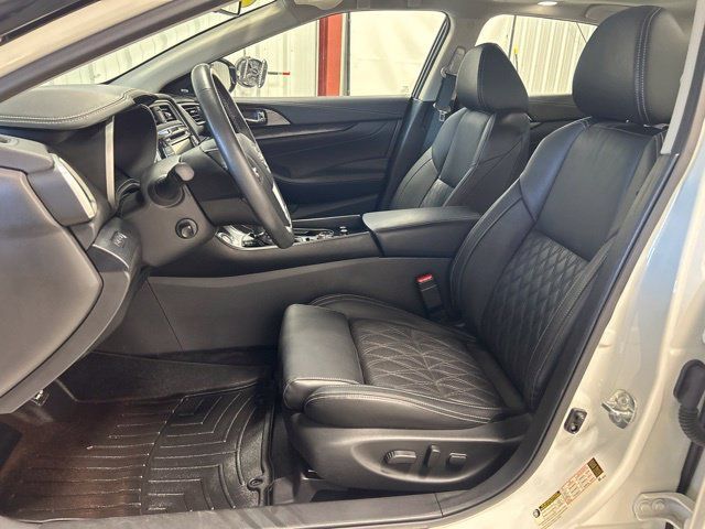 Used 2023 Nissan Maxima Platinum w/ Sport Mat Group FWD image 13