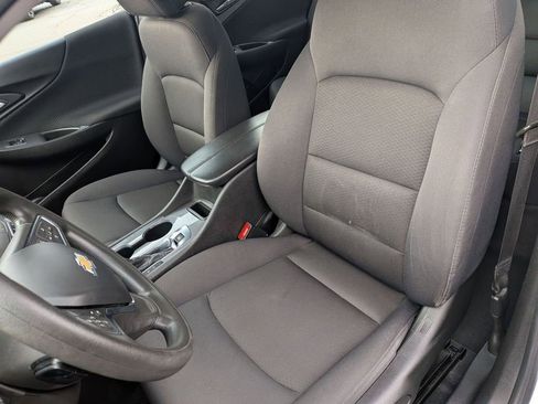 Used 2023 Chevrolet Malibu LT FWD image 12