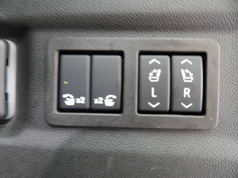 Used 2026 Chevrolet Suburban RST w/ Comfort Package AWD/4WD image 45