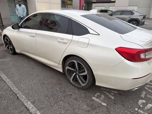 Used 2020 Honda Accord Sport image 5