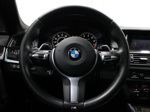 Used 2016 BMW 550i xDrive Sedan AWD/4WD image 10