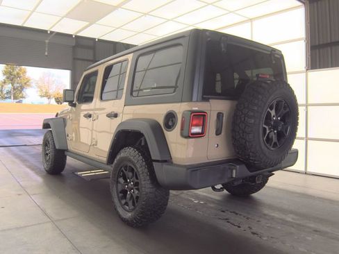 Used 2022 Jeep Wrangler Unlimited Sport AWD/4WD image 4