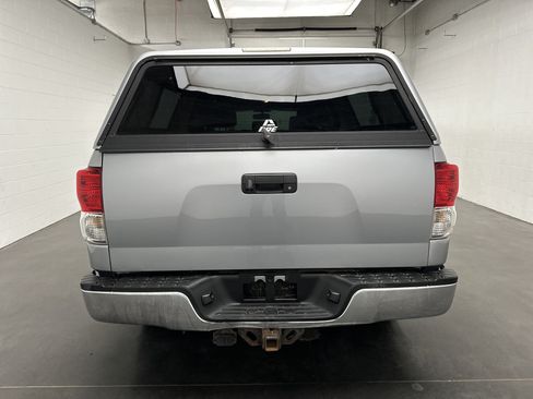 Used 2012 Toyota Tundra 4x4 CrewMax w/ SR5 Pkg image 7