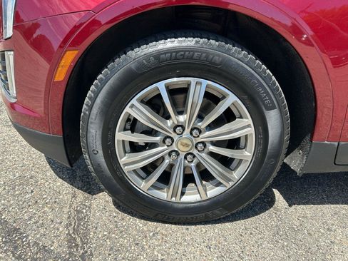 Used 2017 Cadillac XT5 Luxury w/ Driver Awareness Package AWD/4WD image 32