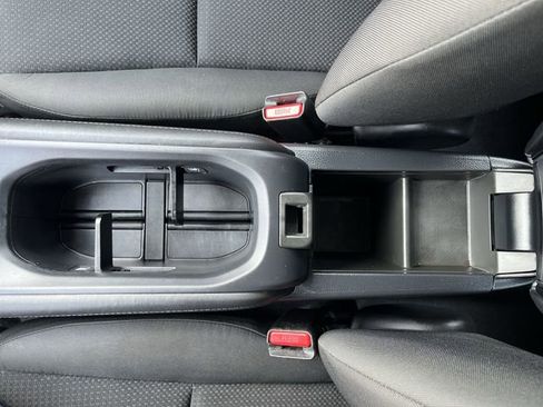 Used 2022 Honda HR-V LX image 23