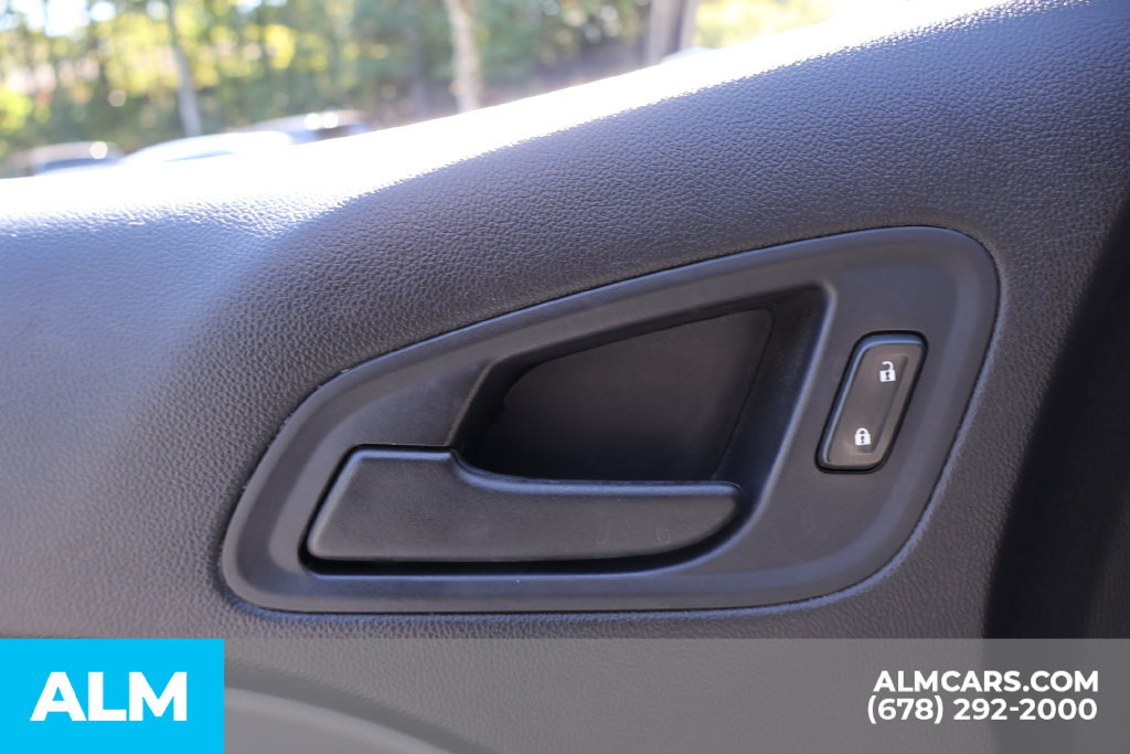 Used 2017 Chevrolet Colorado W/T RWD image 12