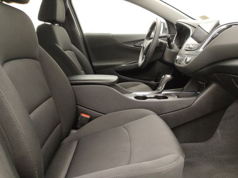 Used 2019 Chevrolet Malibu LT FWD image 21