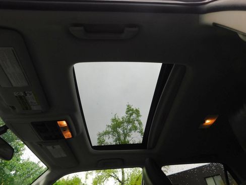 Used 2011 Toyota 4Runner Limited AWD/4WD image 20
