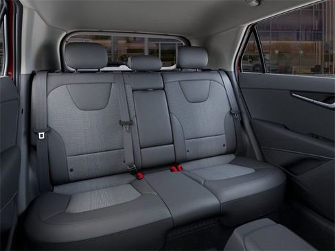 Certified 2025 Kia Niro EX image 16