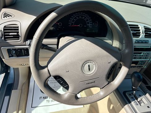 Used 2006 Lincoln LS image 11