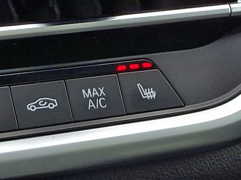 Used 2023 BMW X5 xDrive45e image 29