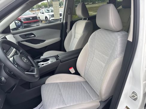 Used 2023 Nissan Rogue SV FWD image 23