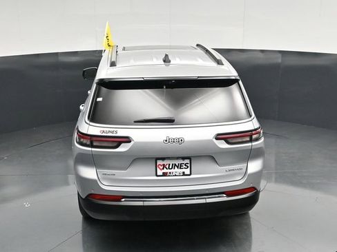 Used 2024 Jeep Grand Cherokee L Limited w/ Luxury Tech Group II image 54