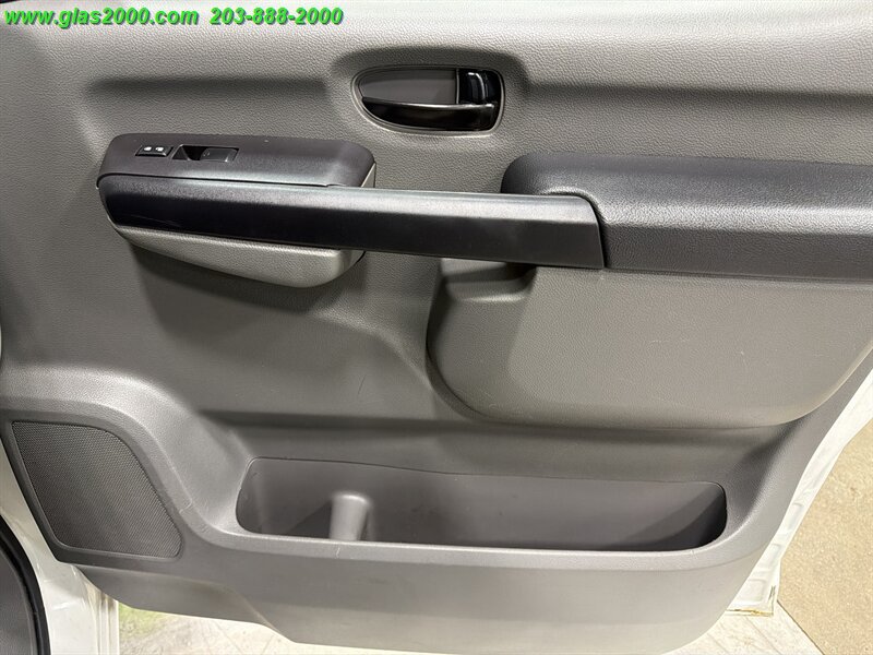 Used 2020 Nissan NV 3500 SV w/ Back Door Glass Package RWD image 22