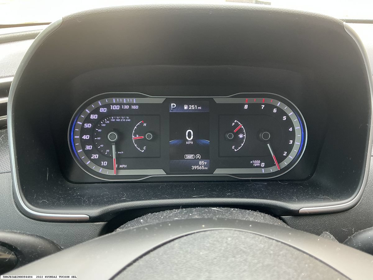 Used 2022 Hyundai Tucson SEL w/ Cargo Package FWD image 12
