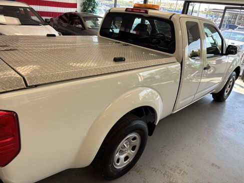 Used 2017 Nissan Frontier S image 7