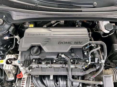 Used 2023 Hyundai Elantra SEL w/ Cargo Package image 31