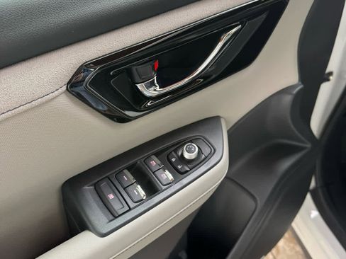 Used 2025 Subaru Forester Limited image 19