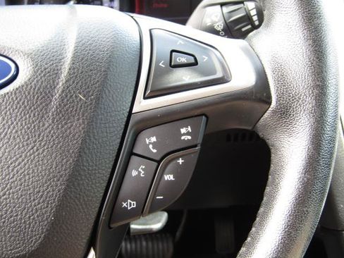 Used 2020 Ford Fusion SEL FWD image 18