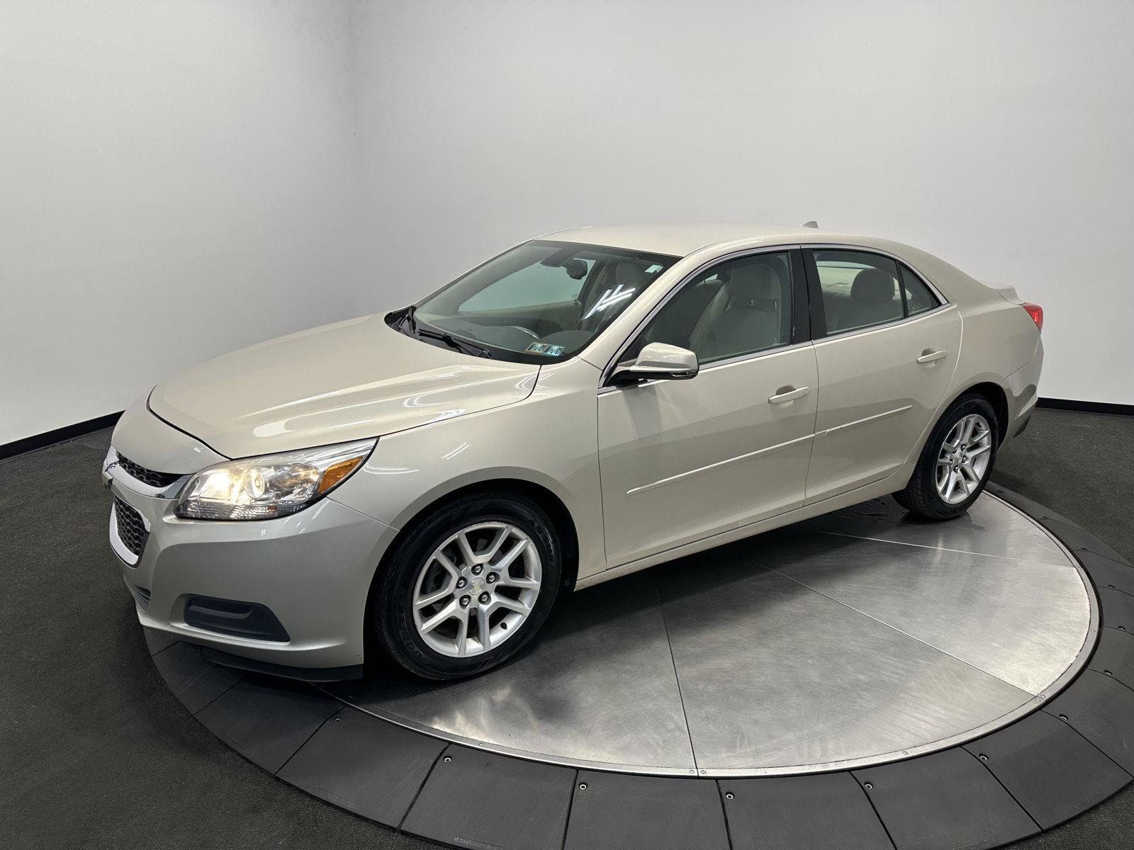 Used 2014 Chevrolet Malibu LT w/ Power Convenience Package FWD image 4