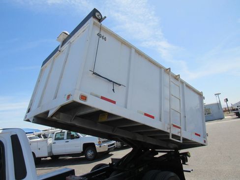 Used 2017 Ford F350 XL w/ Power Equipment Group RWD image 17