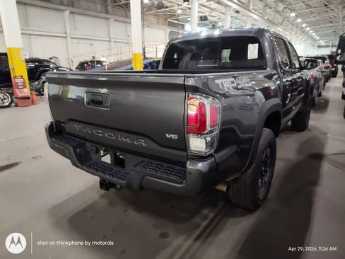 Used 2023 Toyota Tacoma TRD Off-Road w/ Technology Package AWD/4WD image 3