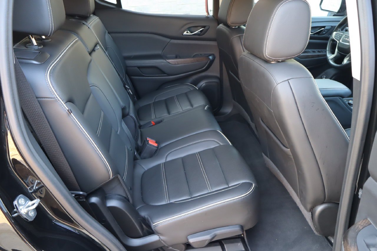 Used 2022 GMC Acadia Denali w/ Trailering Package FWD image 19