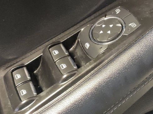 Used 2018 Ford Edge SEL w/ Equipment Group 201A FWD image 27