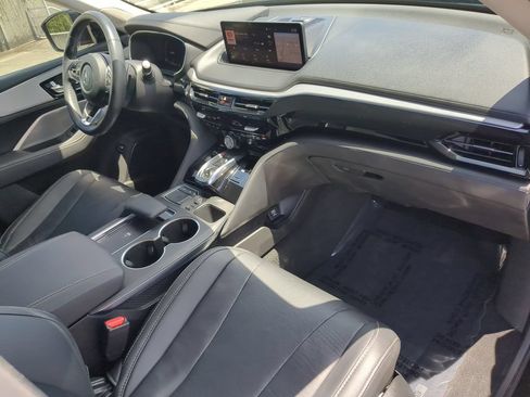 Used 2024 Acura MDX FWD w/ Technology Package image 11