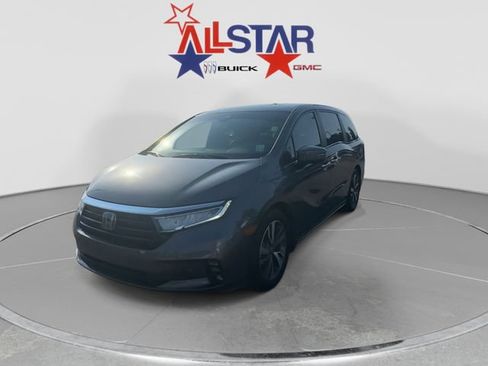Used 2024 Honda Odyssey Touring image 3