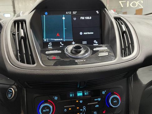 Used 2017 Ford Escape Titanium w/ Canadian Touring Package image 10