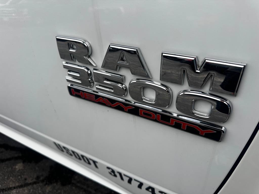 Used 2017 RAM 3500 Tradesman w/ Power & Remote Entry Group RWD image 10