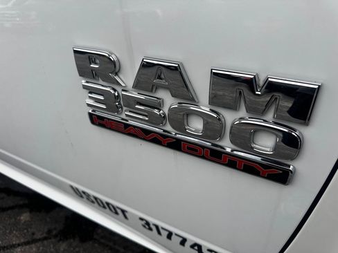 Used 2017 RAM 3500 Tradesman w/ Power & Remote Entry Group RWD image 10