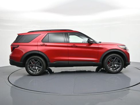New 2026 Ford Explorer ST-Line image 5