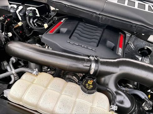 Used 2025 Ford F150 Raptor AWD/4WD image 33