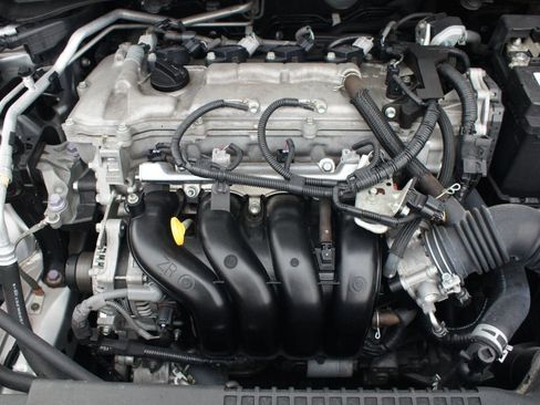 Used 2020 Toyota Corolla LE image 25