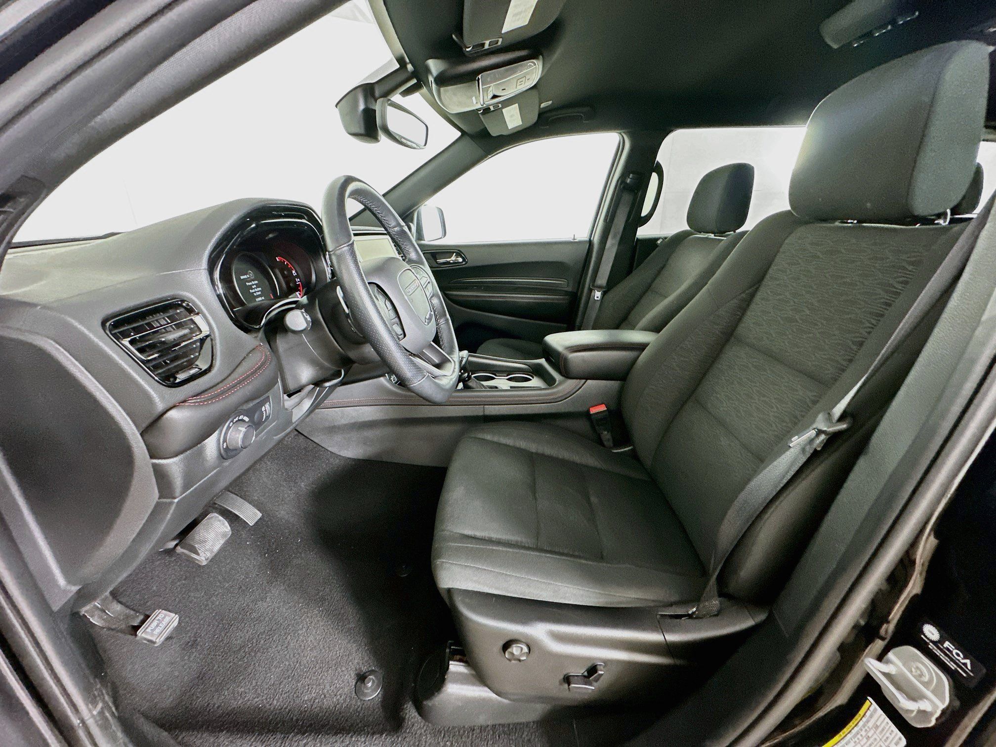 Used 2025 Dodge Durango GT RWD image 13