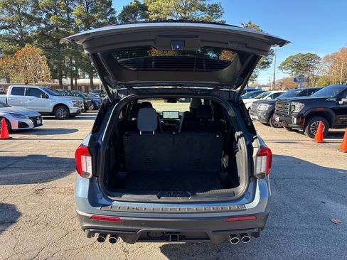 Used 2025 Ford Explorer ST w/ Sun And Sound Package image 9