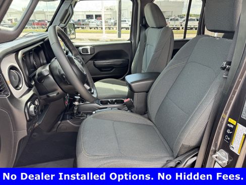 Used 2025 Jeep Wrangler Unlimited Sport AWD/4WD image 23