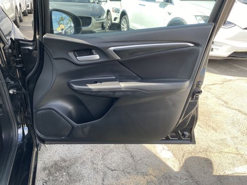 Used 2019 Honda Fit LX image 21