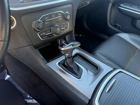 Used 2022 Dodge Charger SXT w/ Leather Interior Group image 13
