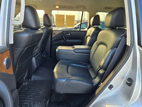 Used 2022 Nissan Armada SL w/ Captain's Chairs Package image 28
