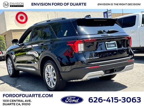 New 2025 Ford Explorer Platinum image 9