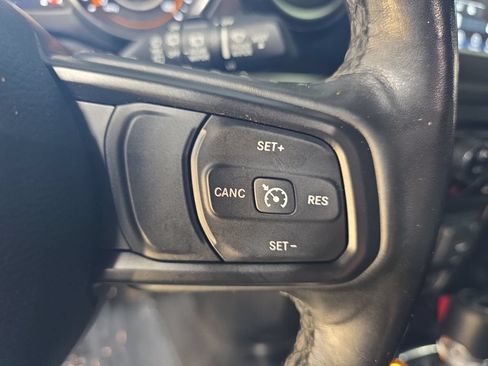 Used 2021 Jeep Wrangler Unlimited Sport AWD/4WD image 17