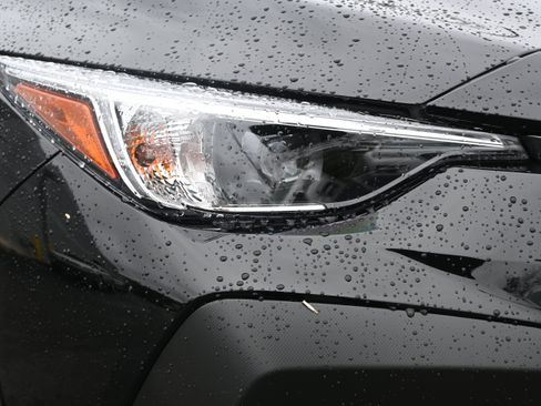 Used 2026 Subaru Crosstrek 2.0i Premium AWD/4WD image 11