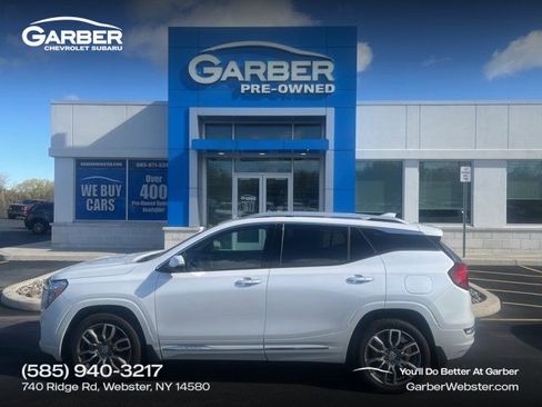 Used 2023 GMC Terrain Denali AWD/4WD image 1